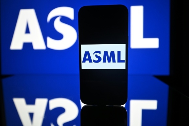 Bild vergr&ouml;&szlig;ern: KI-Boom beschert ASML prächtige Zahlen - und lässt IBM-Aktie abstürzen
