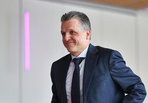 Bild vergr&ouml;&szlig;ern: Frei verspricht Paradigmenwechsel bei Berichtspflichten
