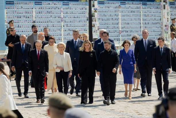 Bild vergr&ouml;&szlig;ern: EU und Ukraine wollen bei Drohnenherstellung enger zusammenarbeiten