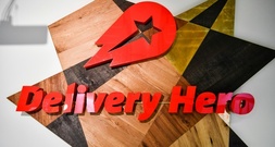 Essenslieferdienst Delivery Hero einigt sich mit Uber auf Übernahme