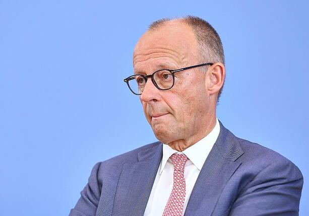 Bild vergr&ouml;&szlig;ern: Algerien: Eltern von inhaftiertem Journalisten bitten Merz um Hilfe
