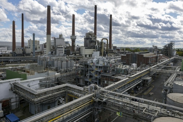 Bild vergr&ouml;&szlig;ern: Deutsche Chemieindustrie steckt weiter in der Krise - hofft aber auf Reformkurs