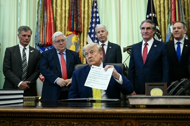 Bild vergr&ouml;&szlig;ern: Donald Trump will seine Online-Botschaften zu Geld machen