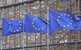 EU-Kommission will der Industrie länger mehr CO2-Ausstoß erlauben