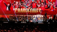 Zwei Millionen Fans feiern in Madrid mit Spaniens Fußballteam den WM-Titel