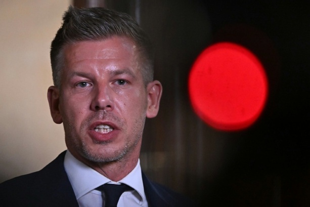 Bild vergr&ouml;&szlig;ern: Durchsuchungen bei ehemaliger Regierungspartei Fidesz in Ungarn
