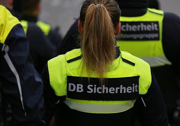 Bild vergr&ouml;&szlig;ern: Union und SPD wollen mehr Personal für Alkoholverbot an Bahnhöfen