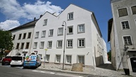 Polizeistation in Hitlers Geburtshaus in Braunau eröffnet - umstrittenes Projekt