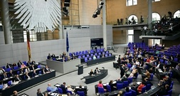 Bundesverfassungsgericht urteilt über Tempolimit für Gesetze