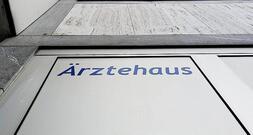 Einnahmen von Arztpraxen steigen wieder stärker als Aufwendungen