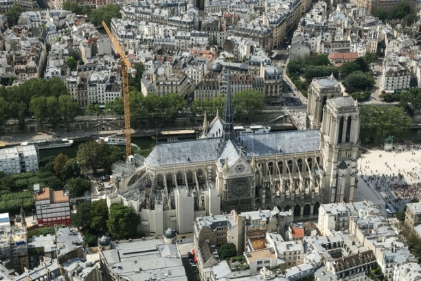 Bild vergr&ouml;&szlig;ern: Pariser Kathedrale Notre-Dame erhält im Herbst neue Fenster