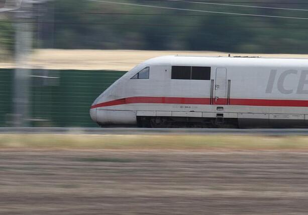Bild vergr&ouml;&szlig;ern: Pünktlichkeit: Bund fördert Einbau neuer Zugsicherungstechnik