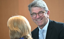Kulturstaatsminister Weimer will europäische Eigentümerstruktur für TikTok