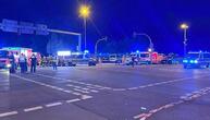 Auto fährt bei Berliner CSD in Menschenmenge - Mehrere Verletzte