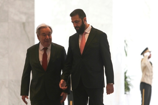 Bild vergr&ouml;&szlig;ern: Guterres fordert bei Besuch in Damaskus Ende aller Syrien-Sanktionen