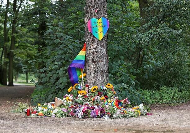 Bild vergr&ouml;&szlig;ern: Opferbeauftragter will CSD-Anschlagsopfer einzeln kontaktieren