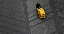 Prozess um mehr als 30.000 versteckte Briefe: Bewährungsstrafe für Postbote