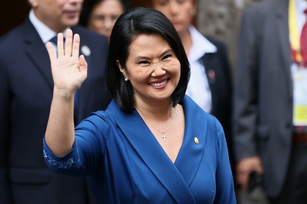 Bild vergr&ouml;&szlig;ern: Perus neue Präsidentin Fujimori: Militär übernimmt Kontrolle in Gebieten mit hoher Kriminalität