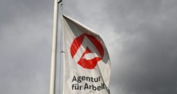 Weniger Stellenabbau: Arbeitsmarkt stabilisiert sich laut Ifo-Institut leicht