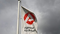 Weniger Stellenabbau: Arbeitsmarkt stabilisiert sich laut Ifo-Institut leicht