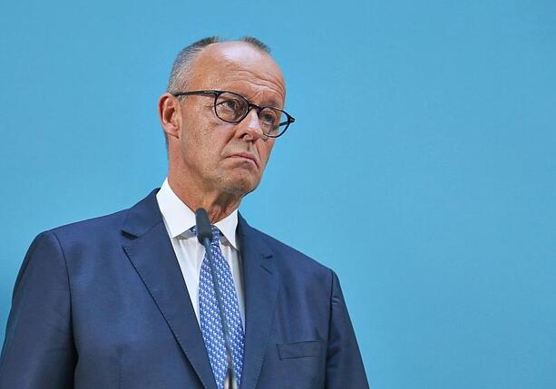 Bild vergr&ouml;&szlig;ern: Ceuta: Merz ruft Spanien zu Bekämpfung illegaler Migration auf