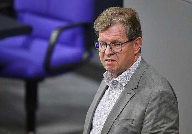 Bild vergr&ouml;&szlig;ern: Stegner fordert Europäer zu gemeinsamer Flüchtlingspolitik auf