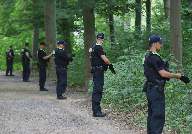 Bild vergr&ouml;&szlig;ern: Verfassungsschützer hält Überwachung aller Gefährder für unmöglich