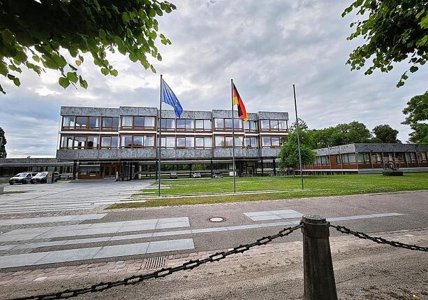 Bild vergr&ouml;&szlig;ern: Papier sorgt sich um Ansehen des Bundesverfassungsgerichts