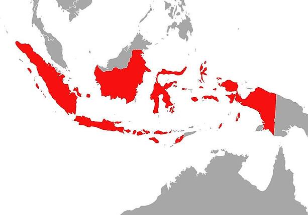 Bild vergr&ouml;&szlig;ern: Indonesien: Fünf Tote und zahlreiche Vermisste bei Fährenbrand