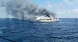 Mindestens fünf Tote und mehr als 40 Vermisste nach Brand auf Fähre in Indonesien
