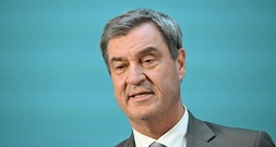 Söder: Kanzler Merz steht