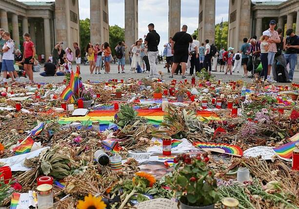 Bild vergr&ouml;&szlig;ern: Nach CSD-Anschlag: FDP für Schließung radikaler Moscheen