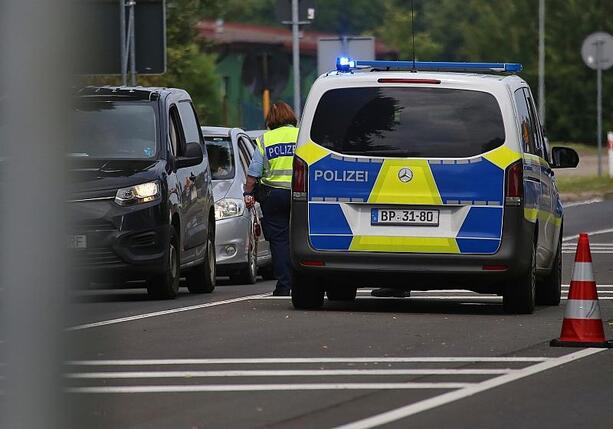 Bild vergr&ouml;&szlig;ern: Polizeigewerkschaft fordert Aufrüstung an deutschen Grenzen