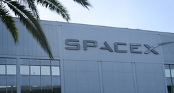 SpaceX schreibt rote Zahlen: Raumfahrtkonzern enttäuscht nach Rekordbörsengang