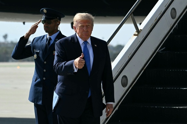 Bild vergr&ouml;&szlig;ern: Vor Präsidenten-Besuch: Bewaffneter auf Trump-Golfplatz festgenommen