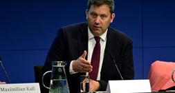 Klingbeil pocht auf 