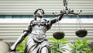 Mutter mit 71 Stichen getötet und Leiche zerstückelt: Mann muss in Psychiatrie