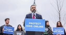 Ungenügender Schutz von Kindern: Meta muss in USA 567 Millionen Dollar zahlen