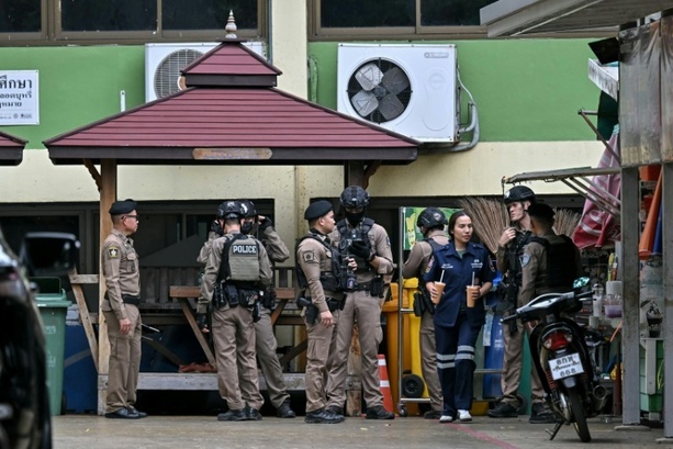 Bild vergr&ouml;&szlig;ern: Bewaffneter Jugendlicher tötet mindestens acht Menschen in Thailand