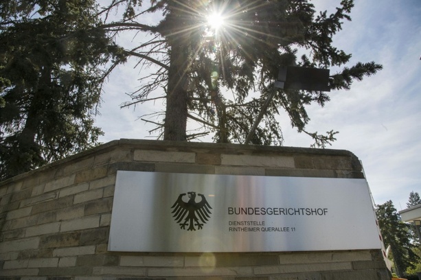 Bild vergr&ouml;&szlig;ern: Verurteilte Linksextremistin: Bundesgerichtshof bestätigt Beugehaft für Lina E.
