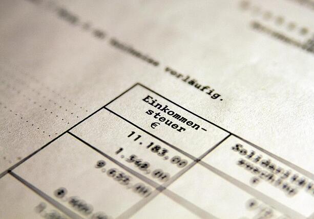 Bild vergr&ouml;&szlig;ern: Finanzministerium legt Entwurf für Steuerreform ab 2027 vor