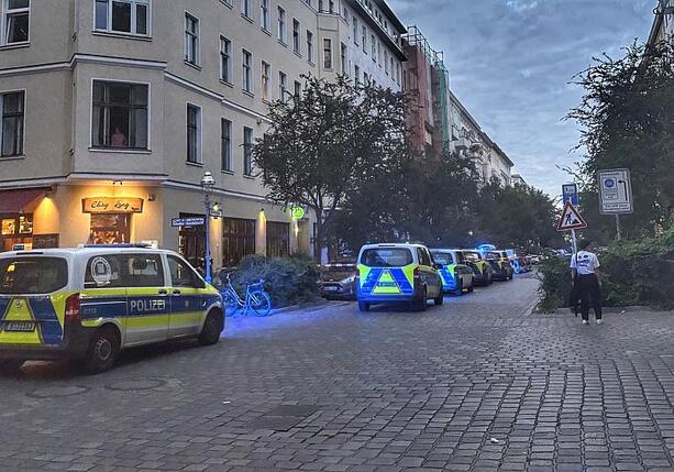 Bild vergr&ouml;&szlig;ern: 22-Jähriger durch Schüsse in Berlin-Kreuzberg verletzt