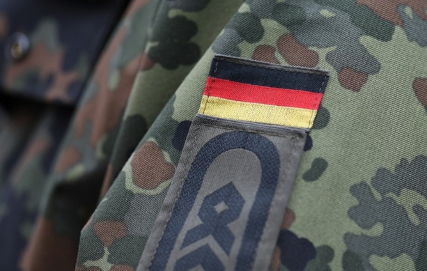 Bild vergr&ouml;&szlig;ern: Drohnen über Bundeswehrstandort in Nordrhein-Westfalen gesichtet