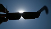 Run auf Schutzbrillen vor Sonnenfinsternis in Spanien und anderen Ländern