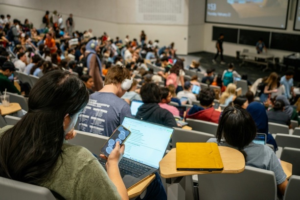Bild vergr&ouml;&szlig;ern: Linke kritisiert Bafög-Reform: Ignoranz gegenüber Lebensrealität an Hochschulen