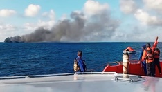 Mehr als 100 Passagiere vor erneutem Brand auf Fähre in Indonesien gerettet