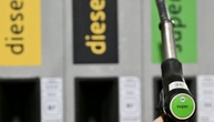 Greenpeace: Ölkonzerne machen im Juli Rekordübergewinne mit Sprit