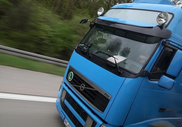 Bild vergr&ouml;&szlig;ern: Chemiebranche für bundesweite Lockerung des Lkw-Sonntagsfahrverbots