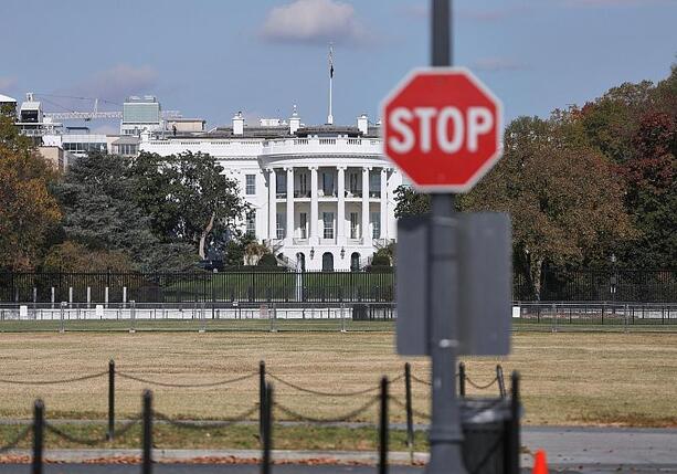 Bild vergr&ouml;&szlig;ern: Trump: Leavitt hört Ende August als Pressesprecherin auf