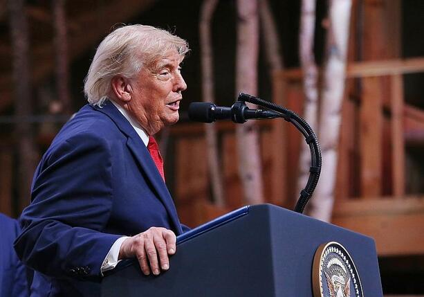 Bild vergr&ouml;&szlig;ern: Trump will Straße von Hormus zu US-Territorium erklären